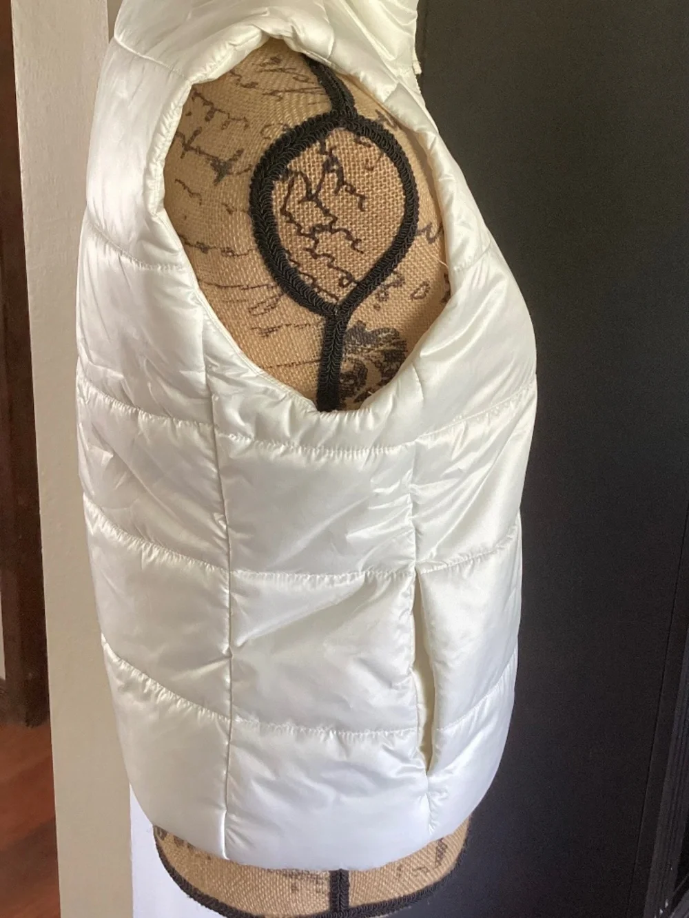 J. CREW Women’s Ivory Puffer Vest Poly-Fill Full Zip with Side Pockets Size XS
